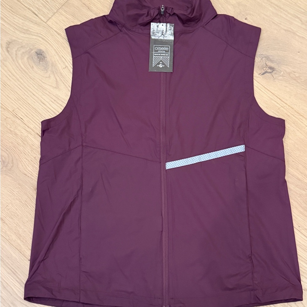 NWT - Oiselle Reflective Vigor Running Vest with Reflective Detail